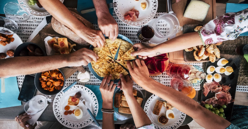 WhatsApp Marketing for Restaurants - ScaleZone